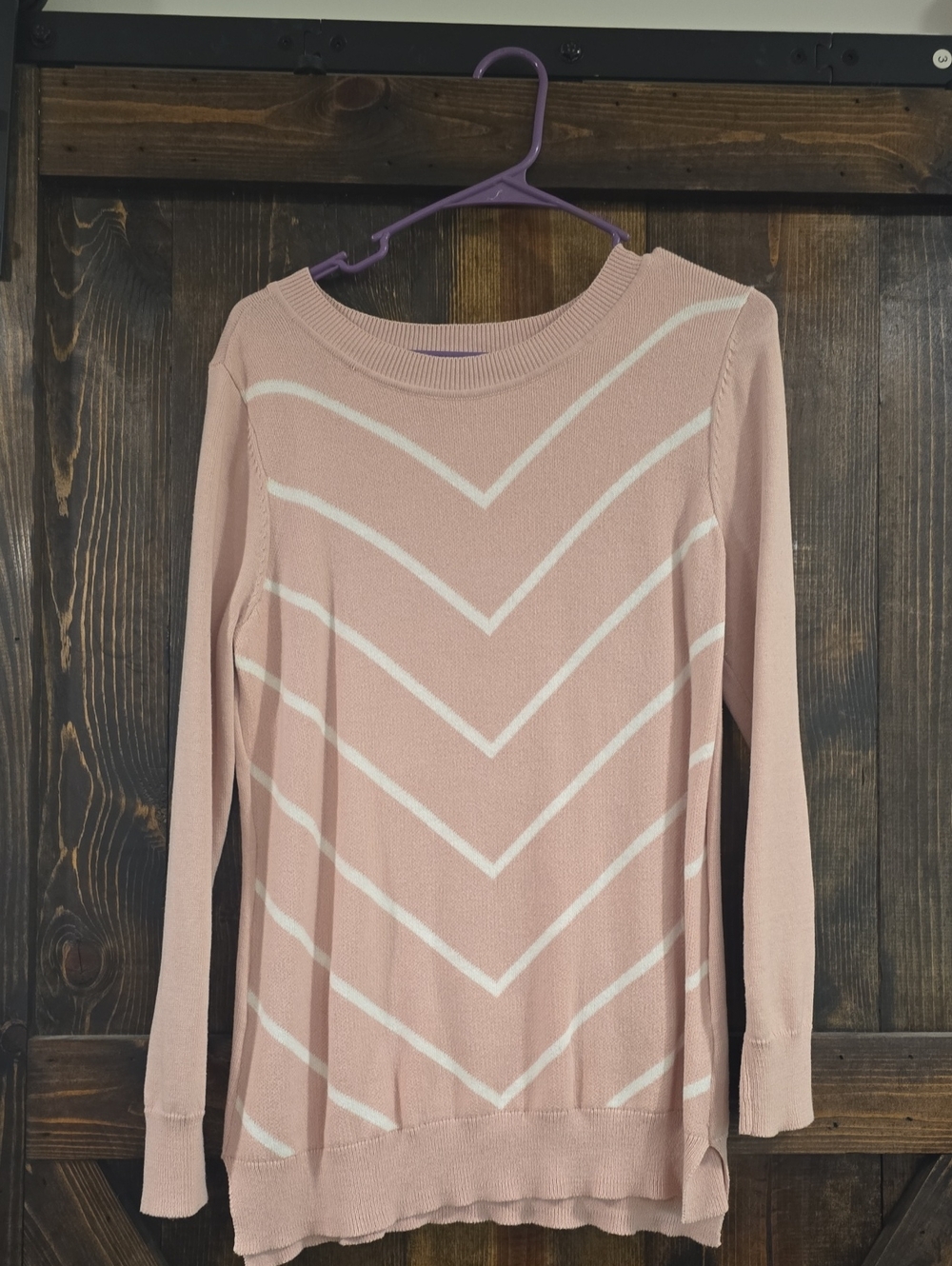 Liz Claiborne Pink and White Chevron Long-Sleeve Top